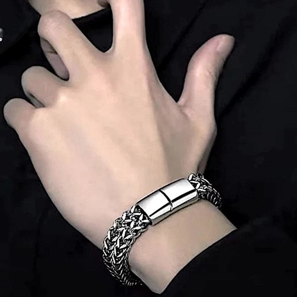 Stainless Steel Cuban Chain Magnetic Closure Hip Hop Bracelet - Picture 6 of 13